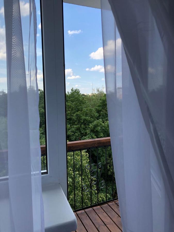Birdie Home At Nauky Metro Kharkov Luaran gambar